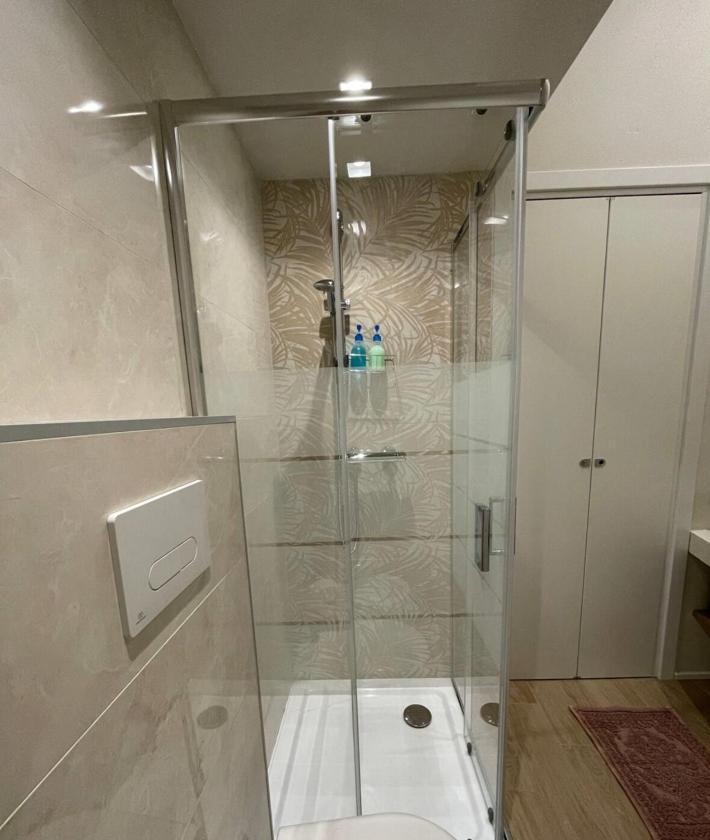 La Capanna Apartment Como Bagian luar foto